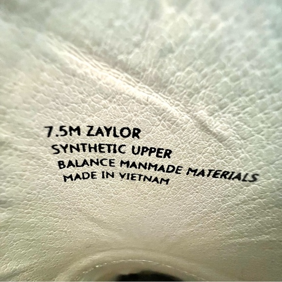 Dolce Vita Zaylor Nude Color Slip On, Metallic and Snake Skin Accent, Size 7.5 - Picture 6 of 7